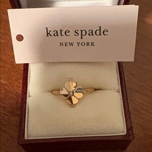 Kate Spade ♠️ Logo Gold Ring EUC 🍀